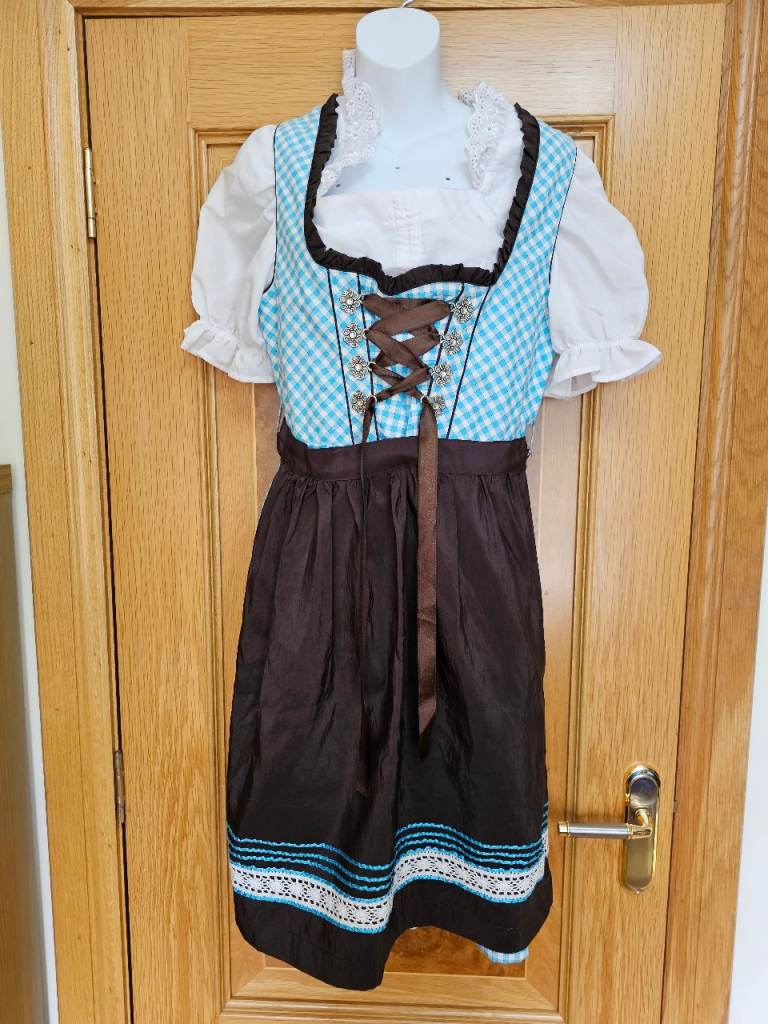 BRAND NEW Ladies Deluxe OKTOBERFEST Fancy dress. Was £64.95
