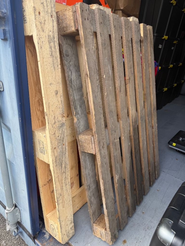 2 Wooden Pallets