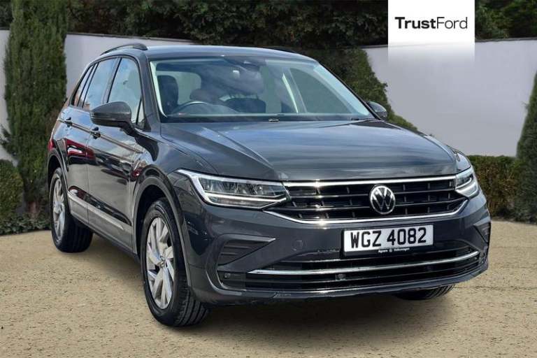 2022 Volkswagen Tiguan 1.5 TSI Life 5dr- Parking Sensors Manual Estate Petrol Manual