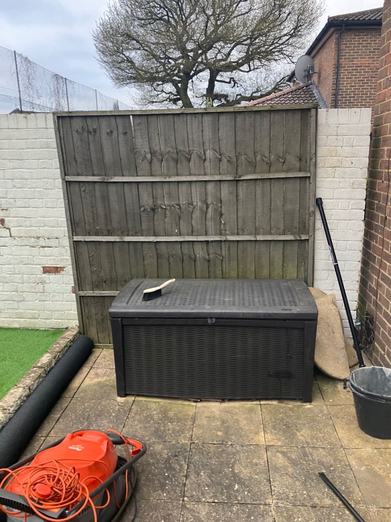 Fence panel standard size free