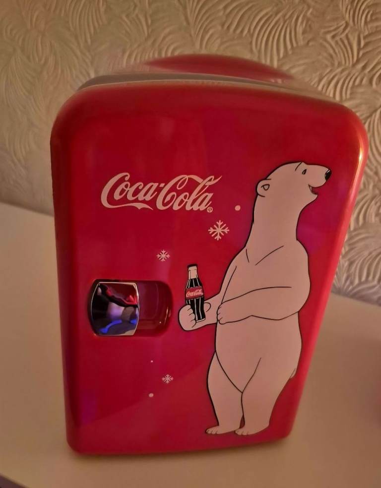 4L Mini Fridge  6 Can Portable Cooler/Warmer, AC/DC Power, Thermoelectric, Compact & Lightweight