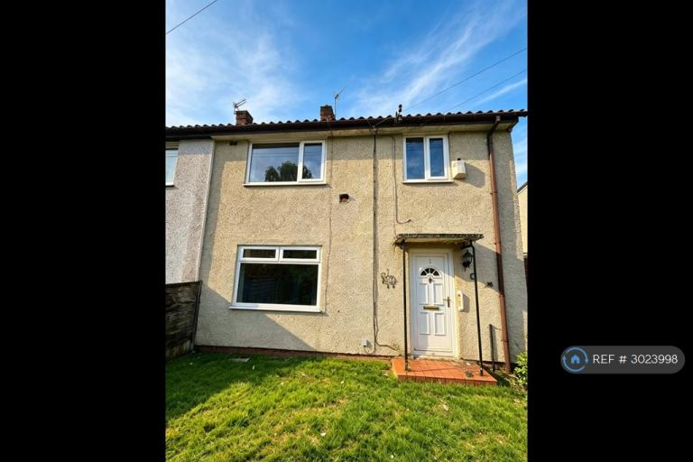 3 bedroom house in Tipton Drive, Manchester, M23 (3 bed) (#3023998)