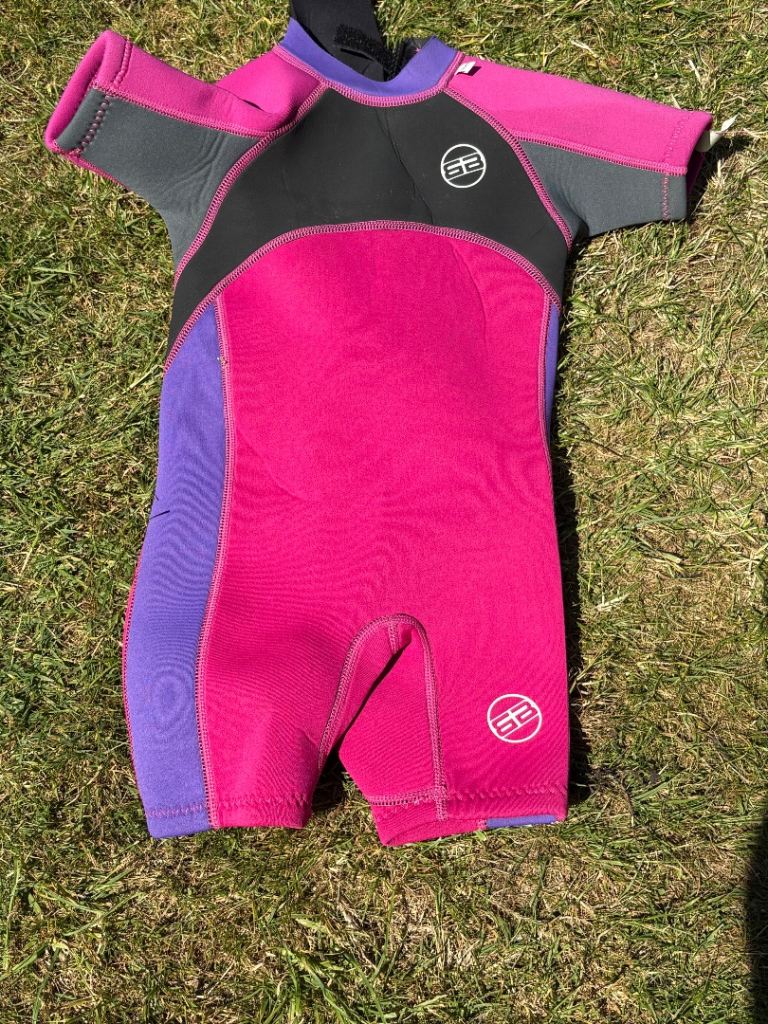 Kids Shorty Wetsuit – Pink/Purple, Size 3-4 Years