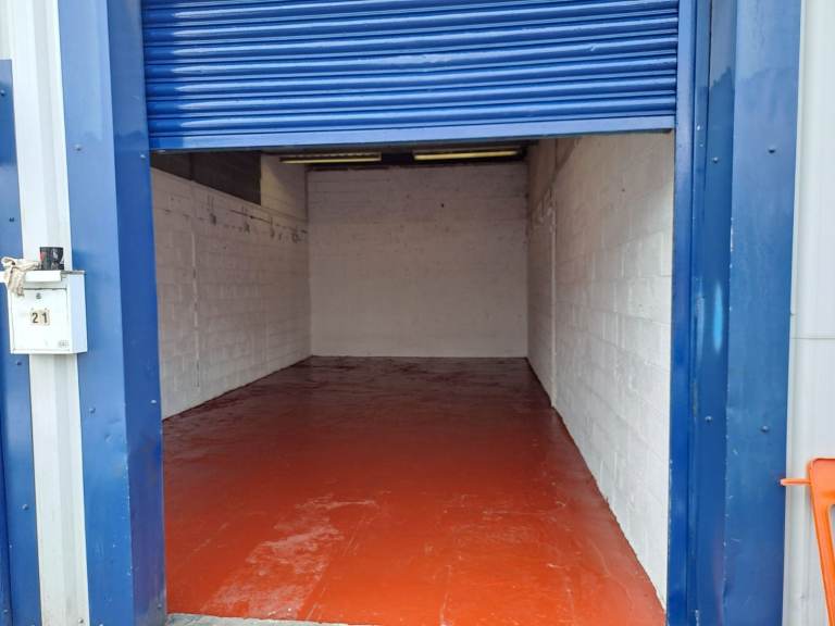  Ideal for small businesses, e-commerce storage, or motor repair, with excellent access in Dudley?