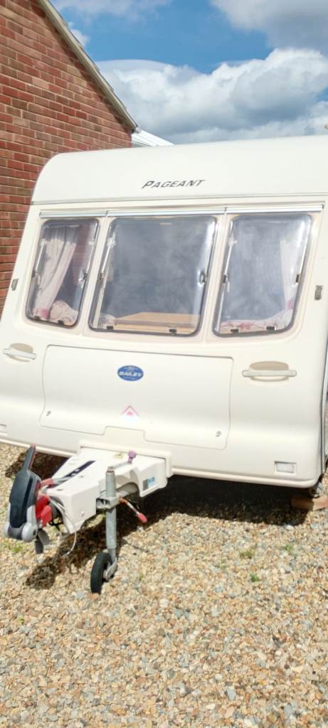 2 berth Baily Majestic caravan for sale