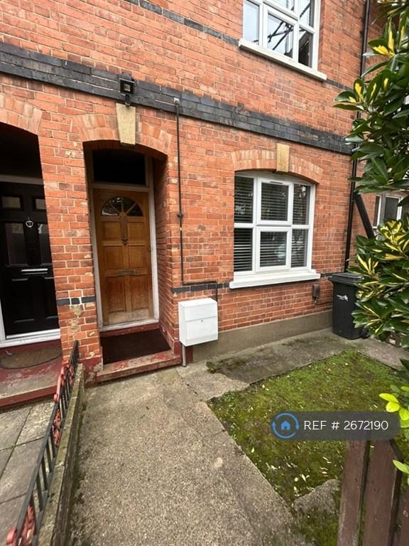 image for 3 bedroom house in Highfield Road, London, N21 (3 bed) (#2672190)