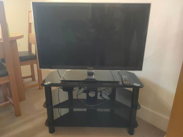 FREE TV and stand