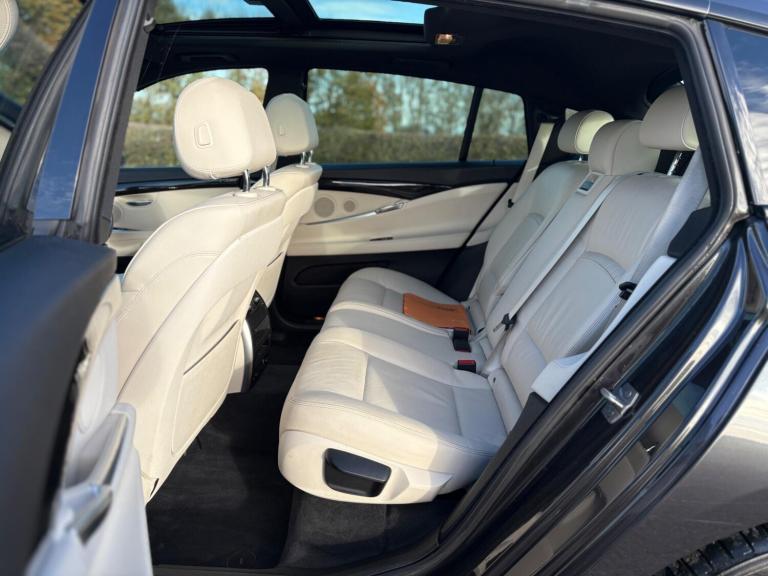 2014 BMW 5 Series 530d M Sport 5dr Step Auto HATCHBACK DIESEL Automatic