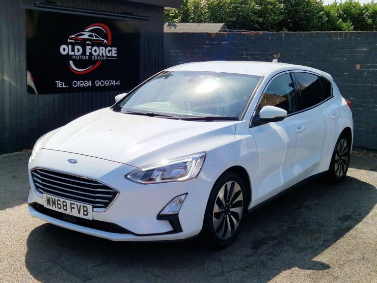 Ford Focus 1.0T EcoBoost Zetec Euro 6 (s/s) 5dr Petrol Manual
