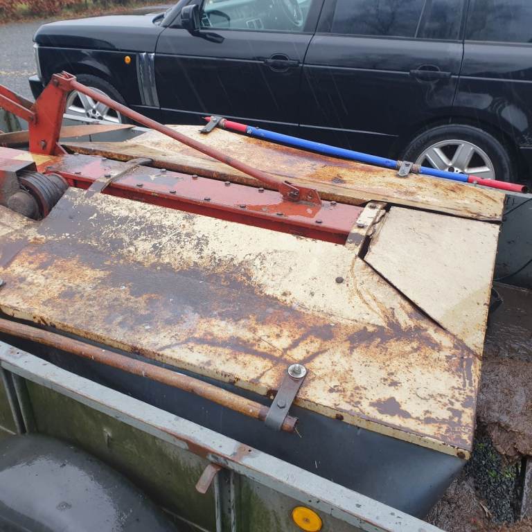 Pz 165 drum mower tractor  mower read fully 