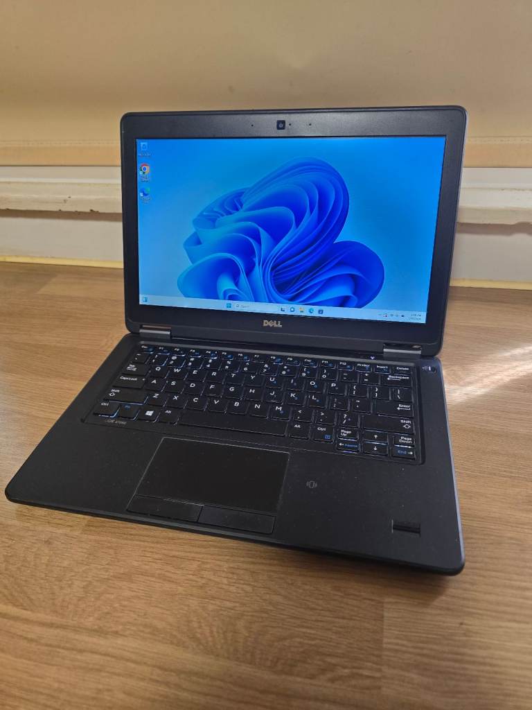 Dell Latitude Laptop - Intel i7, 8GB RAM, 256GB SSD