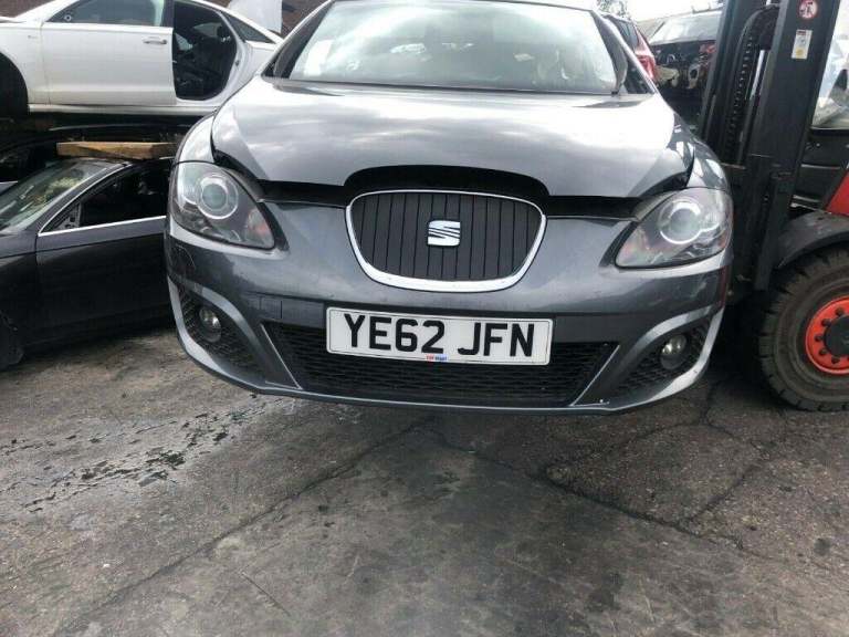 SEAT LEON FACELIFT 2009 - 13 BREAKING SPARES AIRBAG LEATHER SEATS ALLOY DOORS AXLE HUBS CORNERS