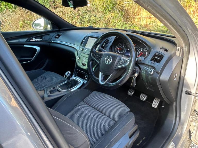 2016 Vauxhall Insignia 2.0 CDTi ecoFLEX SRi VX Line Nav Euro 6 (s/s) 5dr HATCHBACK Diesel Manual