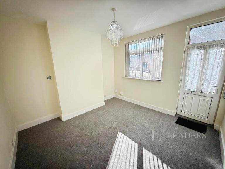 Two Beds House For Rent Oliver Street, S64