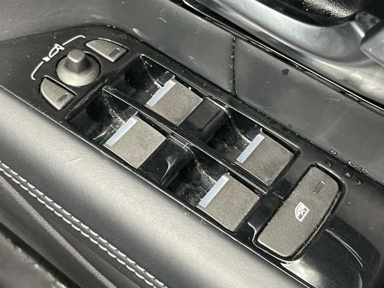 2018 Land Rover Range Rover Evoque 2.0 SD4 HSE Dynamic SUV 5dr Diesel Auto 4WD Euro 6 (s/s) (240 ...