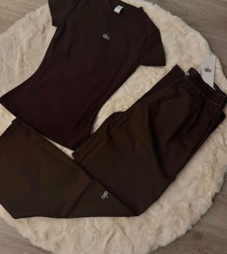Brand New Alo Yoga Set - Dark Brown T-shirt and Trousers