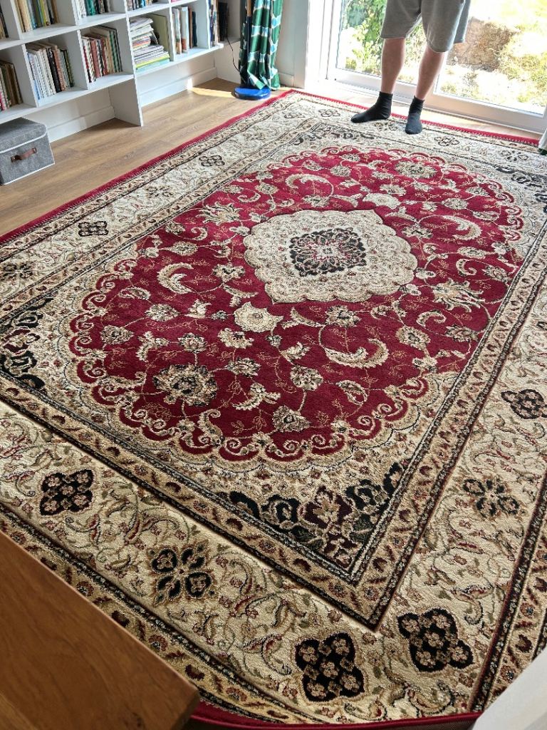 Large Red Persian Style Rug – Good Condition