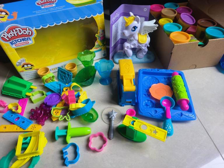 Playdough set (cooking set with ice cream set + unicorn set)