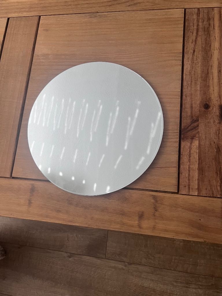 12 x 30CmMirrored plates for centre pieces 