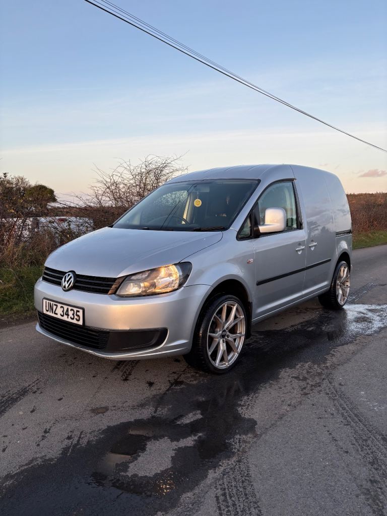 Volkswagen, CADDY, Panel Van, 2014, Manual, 1598 (cc)