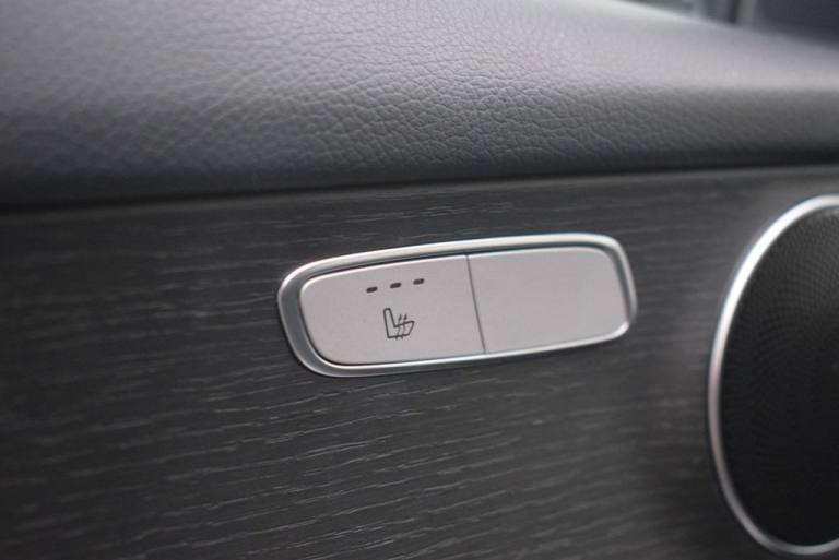 2020 Mercedes-Benz GLC 2.0 GLC220d AMG Line SUV 5dr Diesel G-Tronic+ 4MATIC Euro 6 (s/s) (194 ps)...