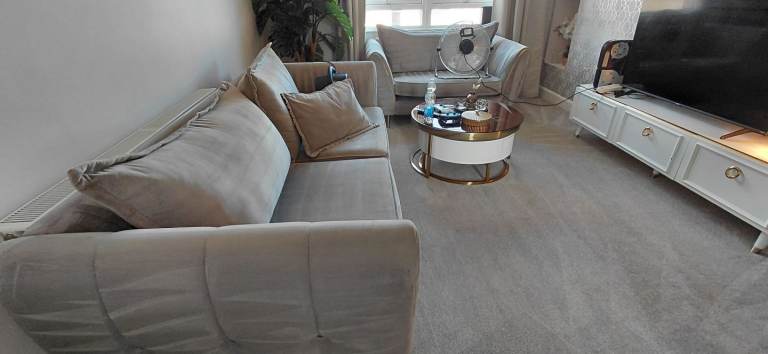 Carpet, Rug & Upholstery/Sofa Cleaner - Professional & Commercial Carpet Cleaning