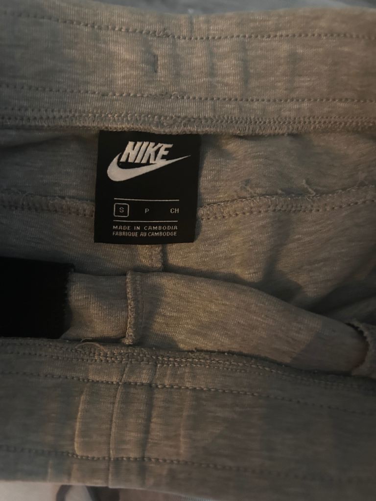 3 x Men’s NIKE tech fleece joggers size S