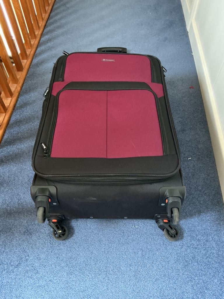 Premier Suitcase used only once. Just right for the Summer holidays.