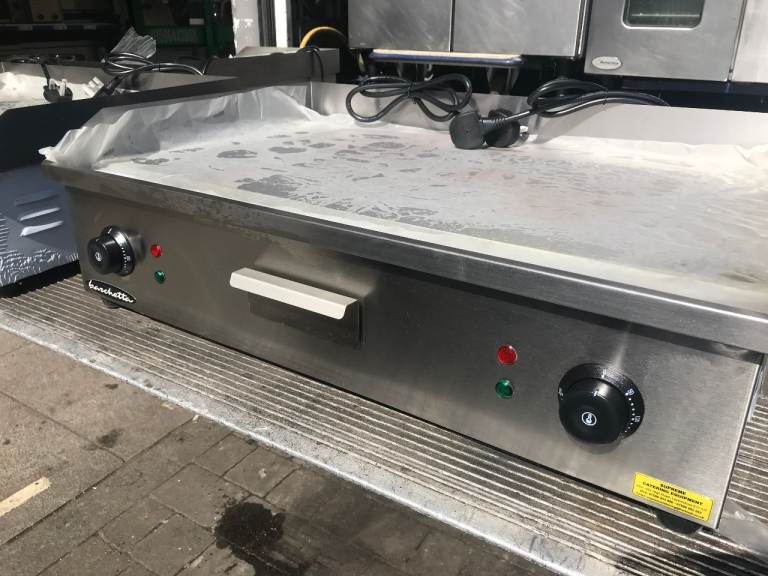 NEW ITALIAN FLAT ELECTRIC GRIDDLE  TWIN BURNER  CATERING COMMERCIAL KITCHEN FAST FOOD RESTAURANT
