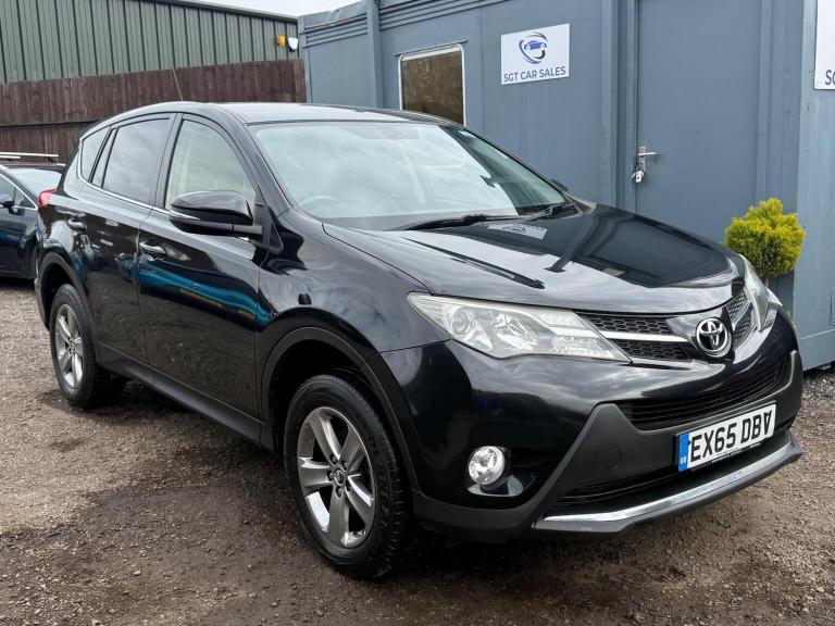 TOYOTA RAV4 2.0 D-4D Business Edition 2WD Euro 5 (s/s) 5dr 2015