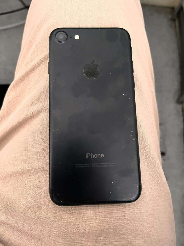 Iphone 7 in very good condition