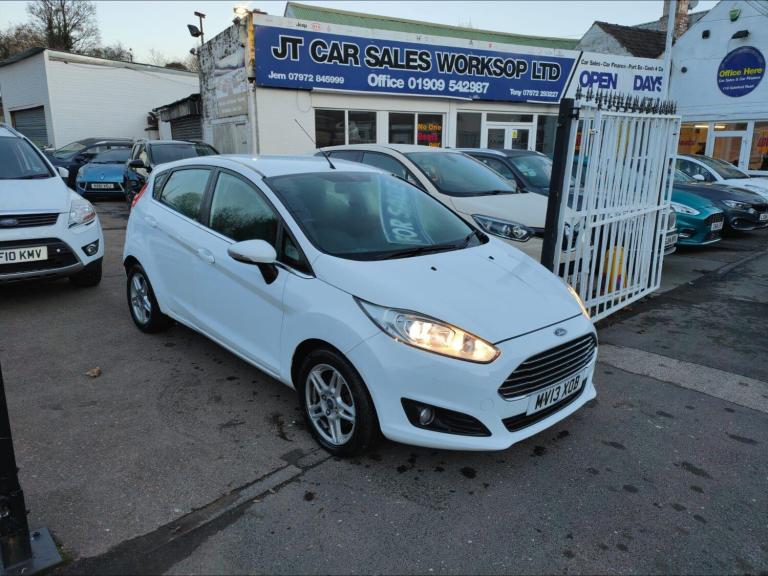 2013 Ford Fiesta 1.5 TDCi Zetec 5dr HATCHBACK DIESEL Manual