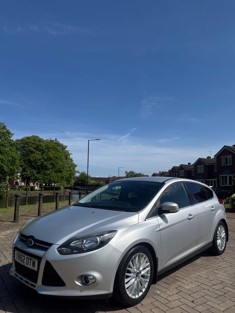Ford, FOCUS, Hatchback, 2012, Manual, 998 (cc), 5 doors