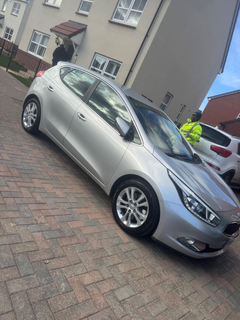 Kia Ceed 1.6 CRDi Diesel – 2013 – Automatic 
