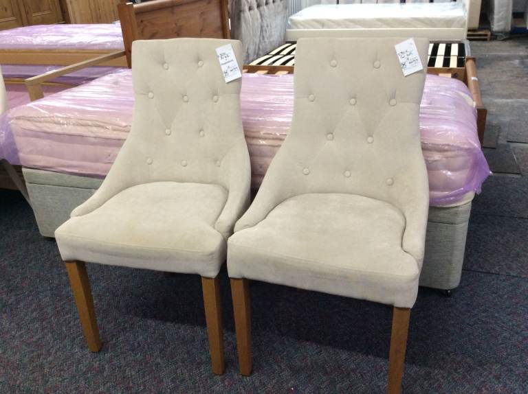 2 Dining Chairs #64724 £50