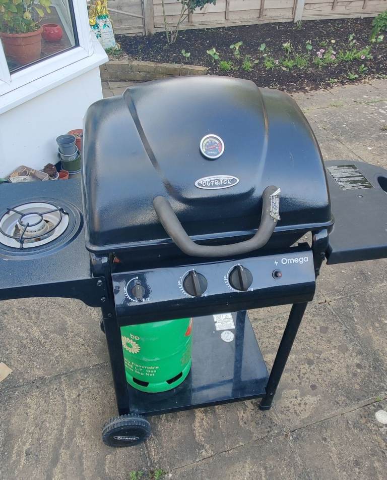 Outback Omega 250 Burner Gas BBQ
