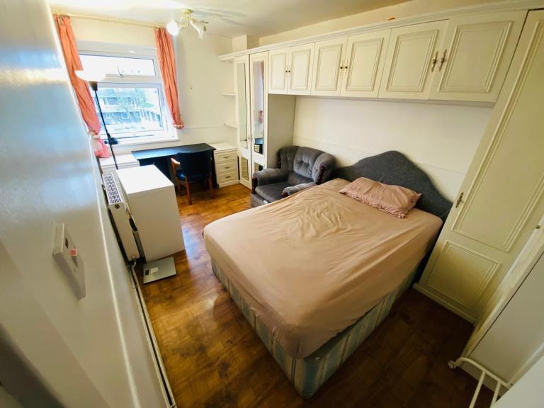 Room To Rent