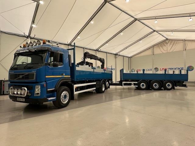 Volvo FM340 6x2 Flatbed Brick Grab Drawbar Manual
