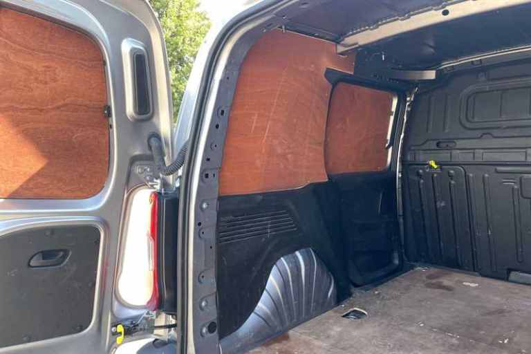 2022 Vauxhall Combo 1.5 Turbo D 2000 Sportive Panel Van 5dr Diesel Manual L1 H1 Euro 6 (100 ps) P...