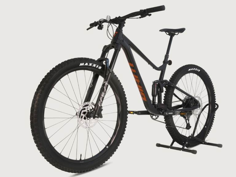 Giant Stance 29 1 2024 Full Suspension Bike / MEDIUM / Very Good Condition