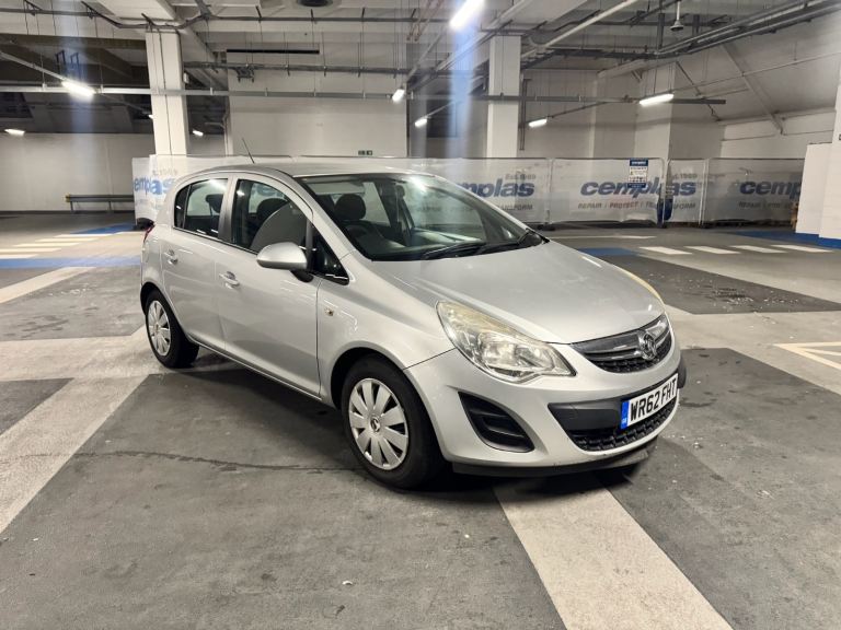 Vauxhall Corsa 1.2 petrol low miles new parts 