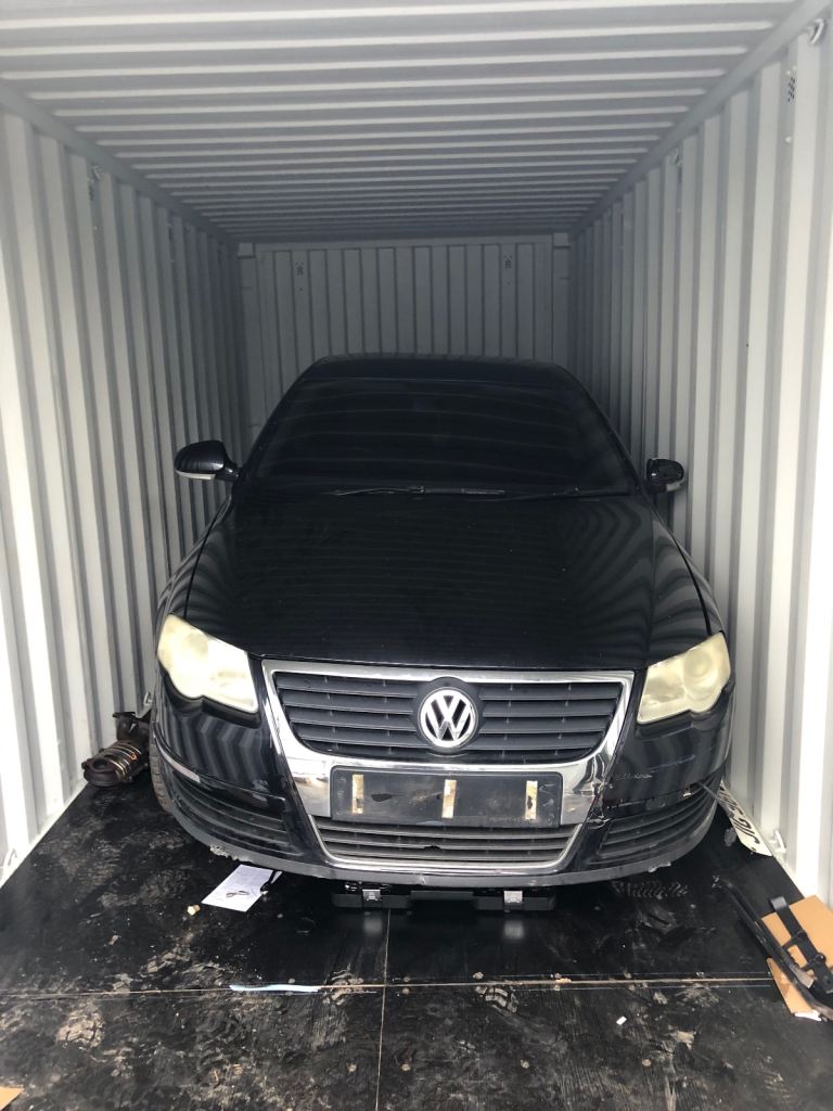 Volkswagen Passat *breaking* parts