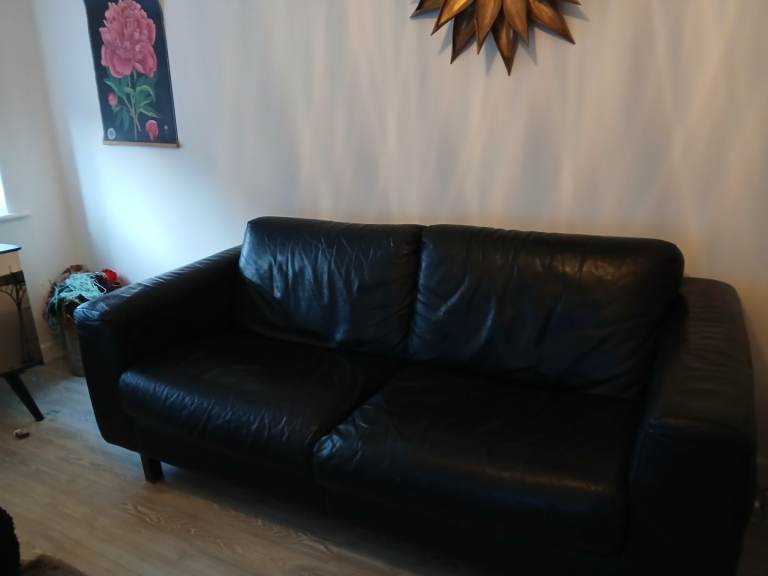 Black leather sofa (Free on collection) 