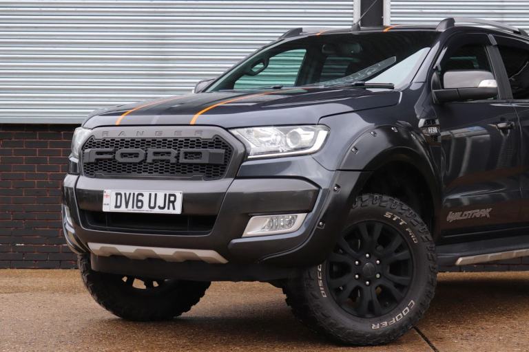 Ford Ranger 3.2 TDCi Wildtrak Auto - RAPTOR LOOKS 