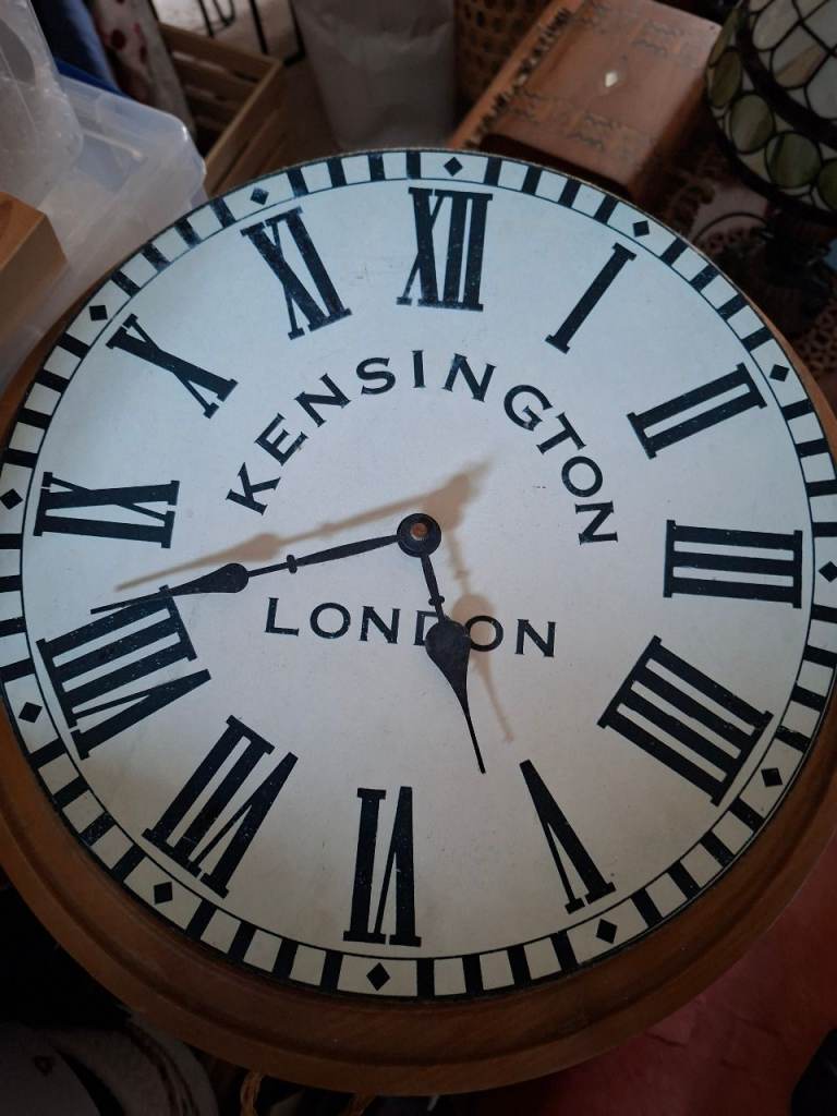Kensington London Wall Clock – Wooden Frame, Good Condition