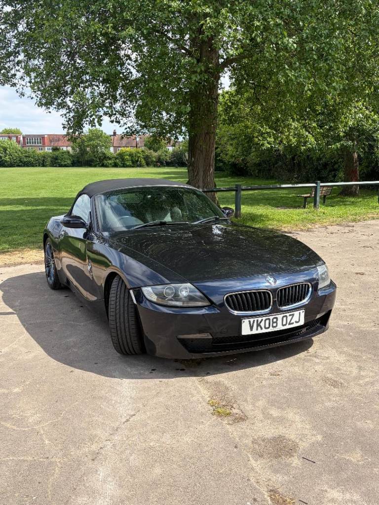 BMW Z4 2008 2.5L Sport - Manual - Carbon Black