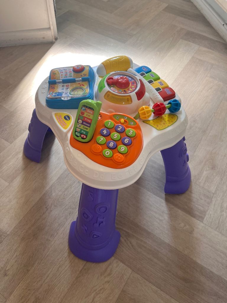 VTech Activity Learning Table – Multicoloured, Good Condition