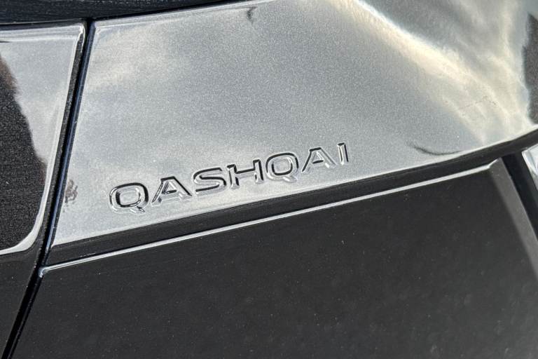 2022 Nissan Qashqai 1.3 DiG-T MH Tekna 5dr Hatchback Petrol Manual