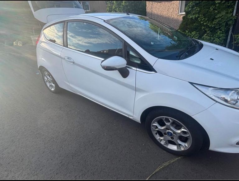 Ford, FIESTA, Hatchback, 2012, Manual, 1399 (cc), 3 doors