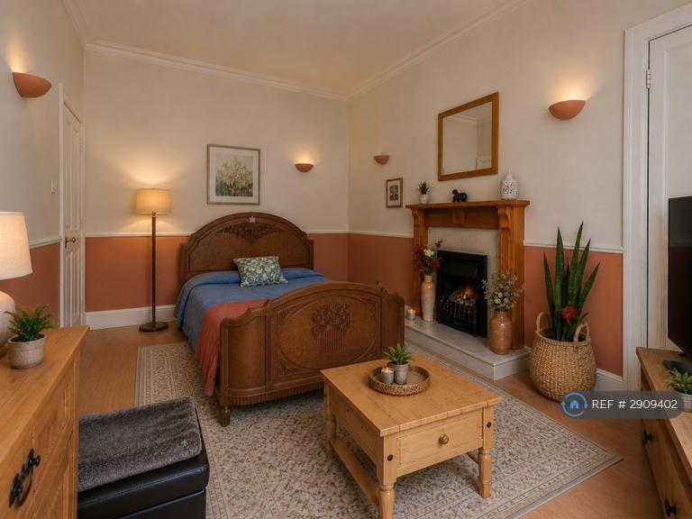 2 bedroom flat in Cockburn St, Edinburgh, EH1 (2 bed) (#2909402)